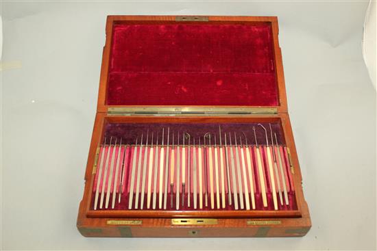 An early Victorian ophthalmic surgeons set by John Weiss & Son, 12.5in.